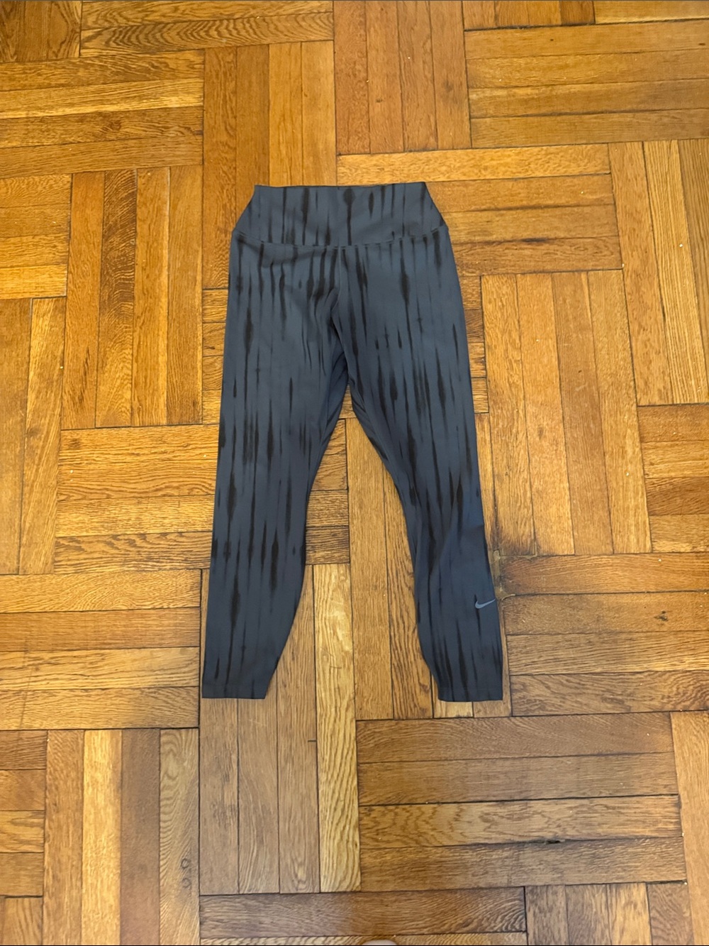Nike One Women’s Black Tie-Dye Leggings